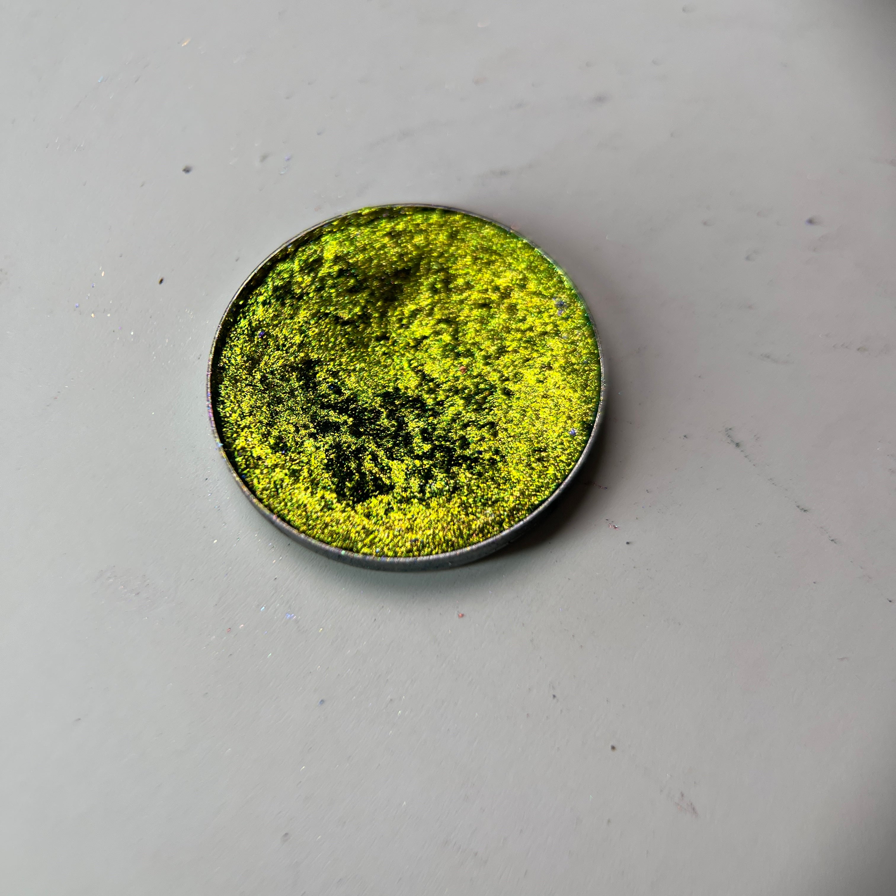 Acid Gold - Acid Yellow-Gold With Green Undertone Metallic Single Eyeshadow | Foiled High-Pigment